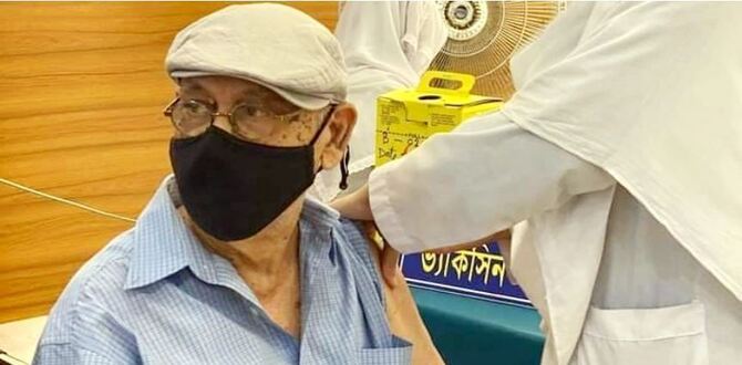 করোনা টিকার দ্বিতীয় ডোজ নিলেন আবুল হায়াত