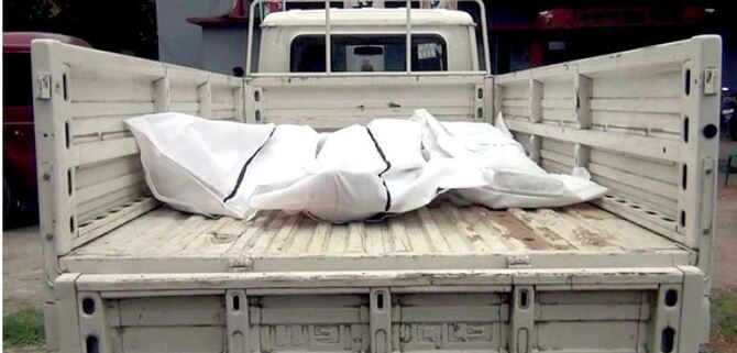 বাস-মাইক্রো মুখোমুখি সংঘর্ষে নিউরোসাইন্সের দুই চিকিৎসকসহ নিহত ৩