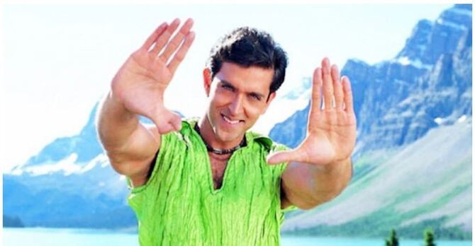 ‘৬ আঙুল নিয়ে অভিনেতা হওয়া যায় না’ এমন কটাক্ষও শুনেছেন হৃতিক