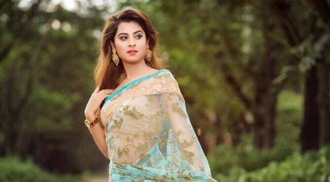 ফিলিস্তিনে হামলার প্রতিবাদ বুবলীর