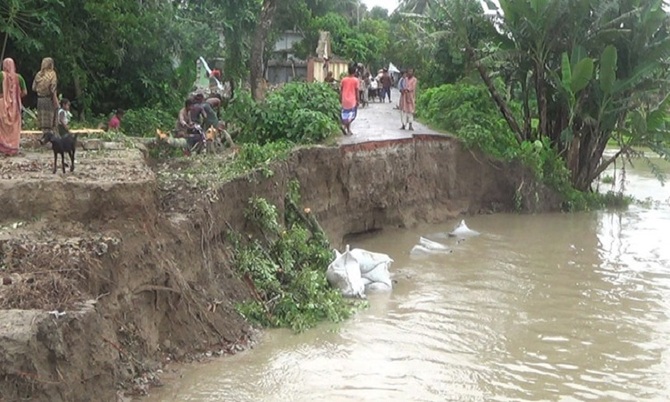 কোম্পানীগঞ্জের দক্ষিণাঞ্চল নদীগর্ভে বিলীনের শঙ্কা