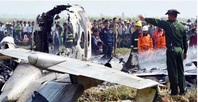 মিয়ানমারে সামরিক বিমান বিধ্বস্ত, নিহত ১২