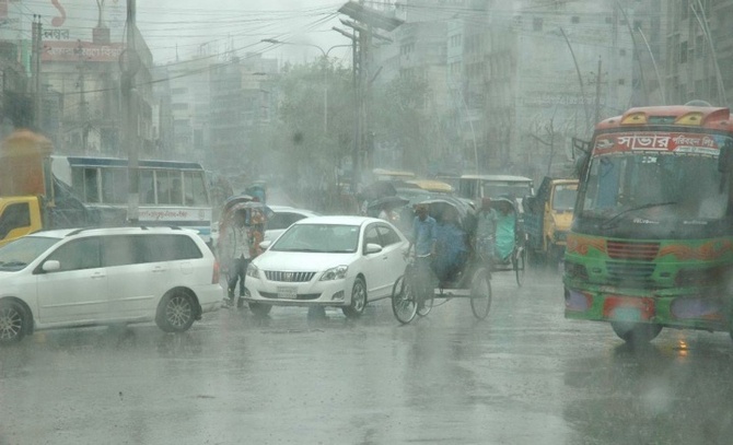 ঢাকায় বৃষ্টি