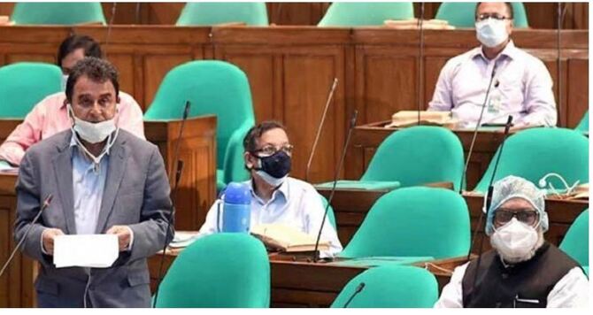 কারা টাকা নিয়ে যায়, লিস্ট আমার কাছে নেই : সংসদে অর্থমন্ত্রী