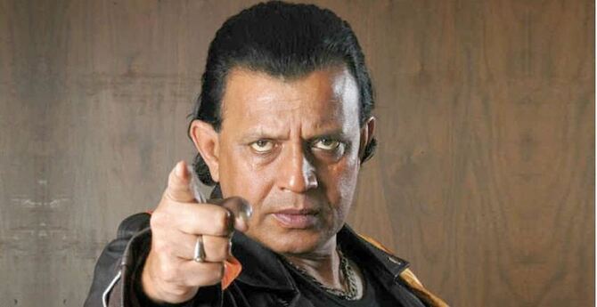 মিঠুন চক্রবর্তীর জন্মদিন : বরিশালে জন্মানো সুপারস্টারের অজানা কথা