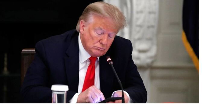 মাস পেরোনোর আগেই বন্ধ হলো ট্রাম্পের ব্লগসাইট