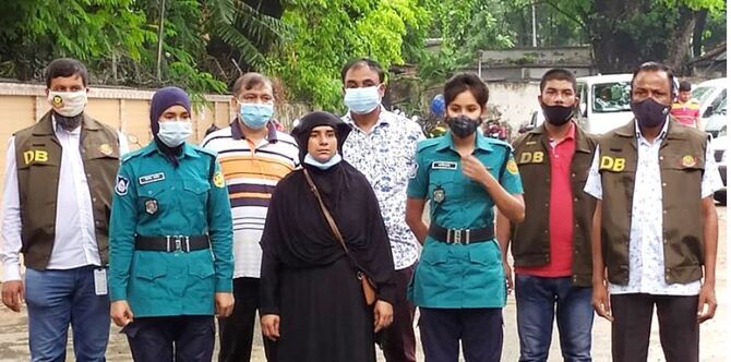 দ্বিতীয় বিয়ে করায় স্বামীকে ৬ টুকরো করেন ফাতেমা