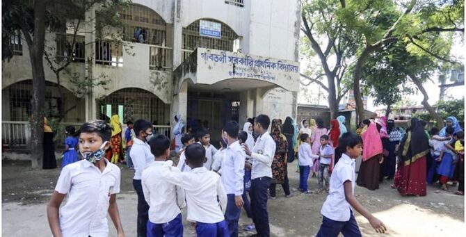 শিক্ষাপ্রতিষ্ঠানের ছুটি ৩১ জুলাই পর্যন্ত বাড়ল