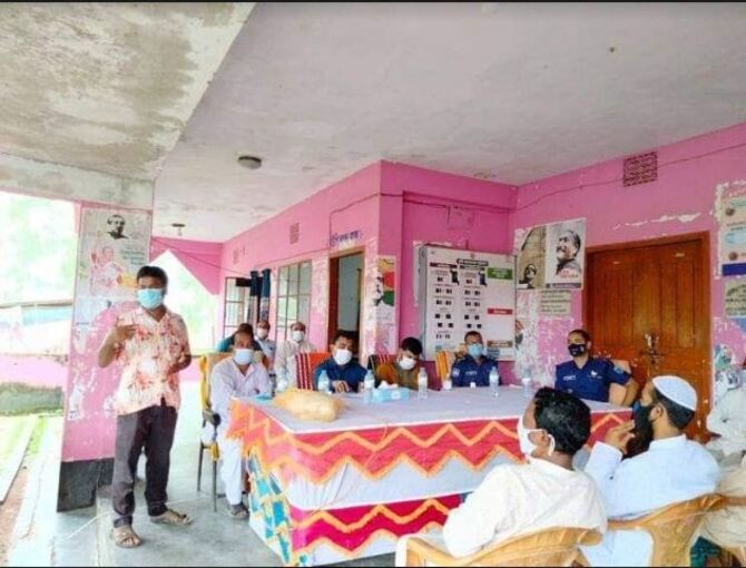 হাকিমপুরে করোনা প্রতিরোধ কমিটির সভা