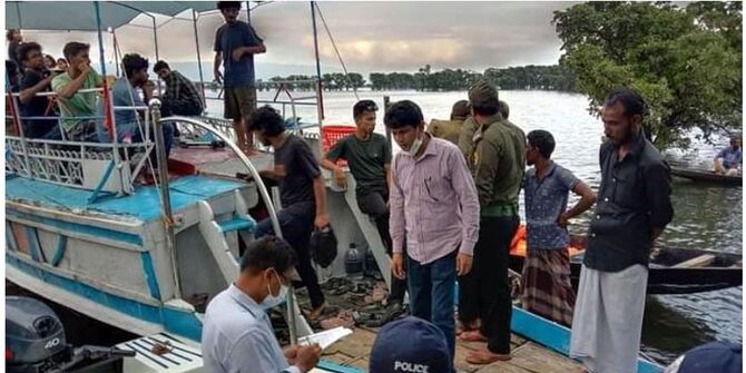 টাঙ্গুয়ার হাওরে ঘুরতে যাওয়া পর্যটকবাহী দুই নৌযানকে জরিমানা