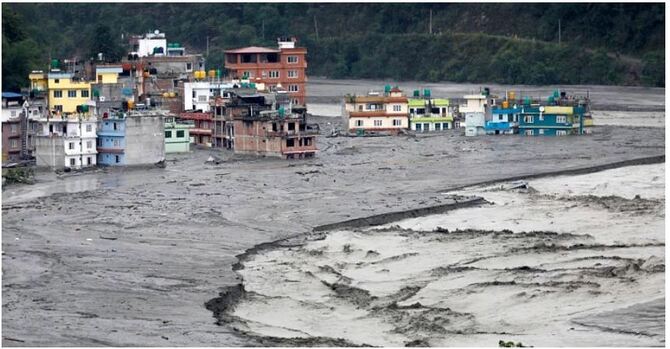 আকস্মিক বন্যায় ভুটানে ১০ জন নিহত, নেপালে নিখোঁজ ৭
