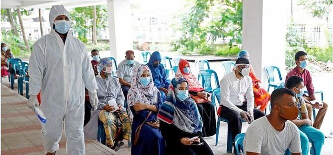 দেশে করোনায় ২৪ ঘন্টায় ১১২ জনের মৃত্যু, শনাক্ত ৭৬৬৬