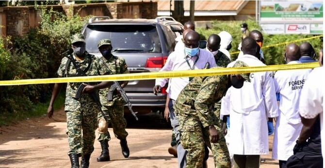 উগান্ডায় মন্ত্রীর গাড়িতে গুলি, মেয়ে-গাড়িচালক নিহত