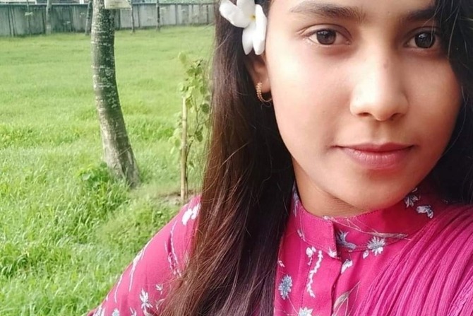 ময়নাতদন্ত শেষে তুষ্টির মরদেহ নেত্রকোনার পথে