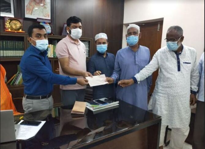 হাকিমপুরে ৬ টি মসজিদে ধর্ম মন্ত্রনালয়ের অর্থ প্রদান