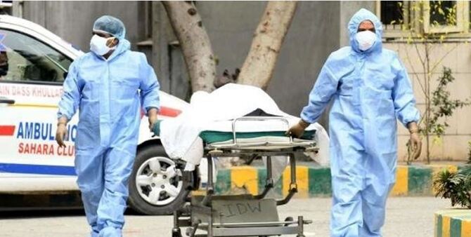 বিশ্বে করোনায় মৃত্যু ৪০ লাখ ছাড়াল