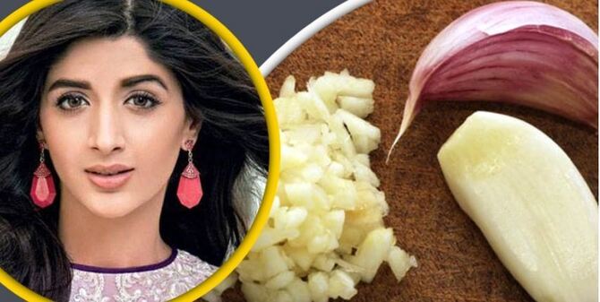 চুল পড়া সমস্যায় ম্যাজিকের মতো কাজ করে রসুন!