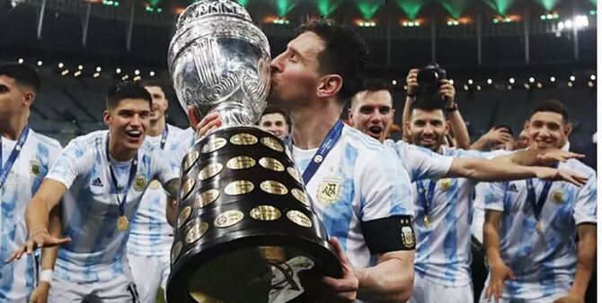 এবার সপ্তম ব্যালন ডি’অর উঠবে মেসির হাতে!