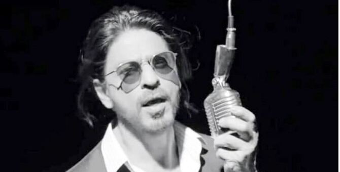 এবার হাজির গায়ক শাহরুখ খান