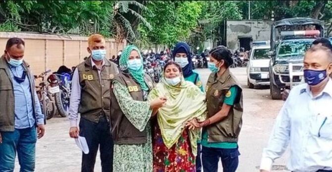 ১০ হাজার টাকা বেতনে অনলাইনে গৃহকর্মী দিয়ে চুরি