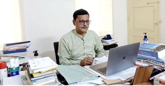 নৌ মন্ত্রণালয়ের এডিপি বাস্তবায়ন হার ৯৫ ভাগ
