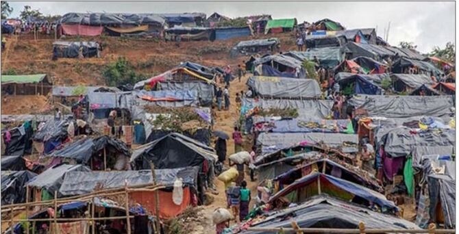 কক্সবাজারে পাহাড় ধসে পাঁচ রোহিঙ্গাসহ নিহত ৬