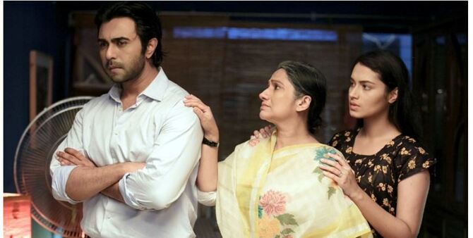 ২১ বছর পর মায়ের দেখা পেলেন অপূর্ব, সঙ্গে ফারিন