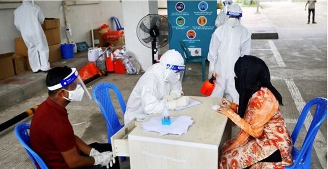 দেশে করোনায় ২৪ ঘন্টায় ২২০ জনের মৃত্যু, শনাক্ত ১৩,৭৬৮