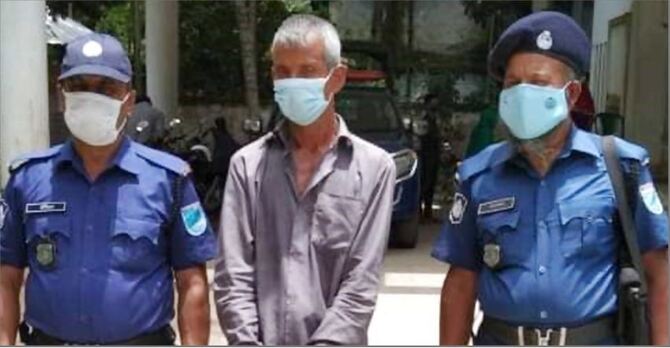 ছেলে বিদেশে থাকায় পুত্রবধূকে ধর্ষণচেষ্টা, কারাগারে শ্বশুর