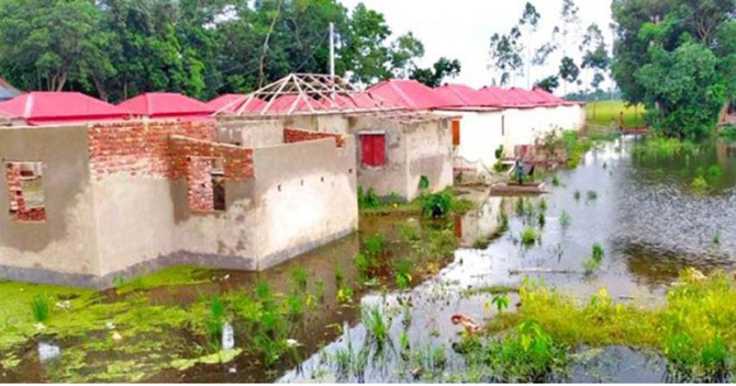 নিচু জায়গায় সরকারি ঘর নির্মাণ, বৃষ্টিতে জমে থাকে পানি