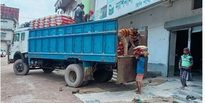 ধর্মঘটেও স্বাভাবিক হিলি স্থলবন্দর