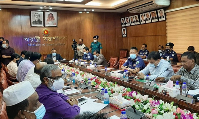 ট্রাক-কাভার্ডভ্যান ধর্মঘট প্রত্যাহার