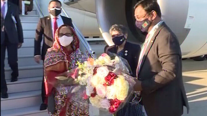 নিউইয়র্কে পৌঁছেছেন প্রধানমন্ত্রী