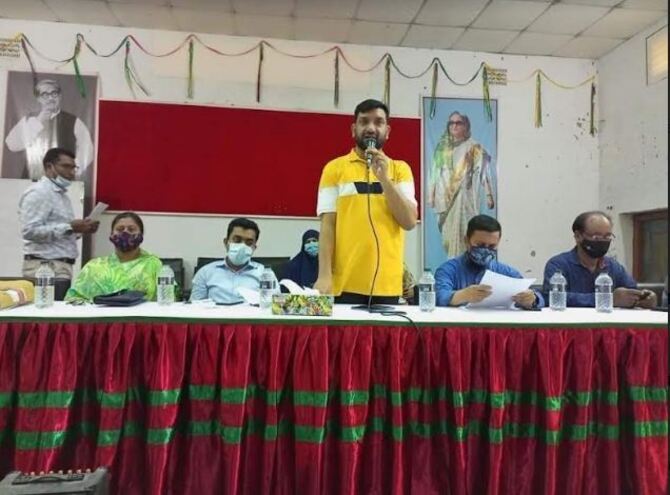 হিলিতে সেলাই মেশিন প্রশিক্ষণের যাচাই বাছাই কমিটির সভা অনুষ্ঠিত