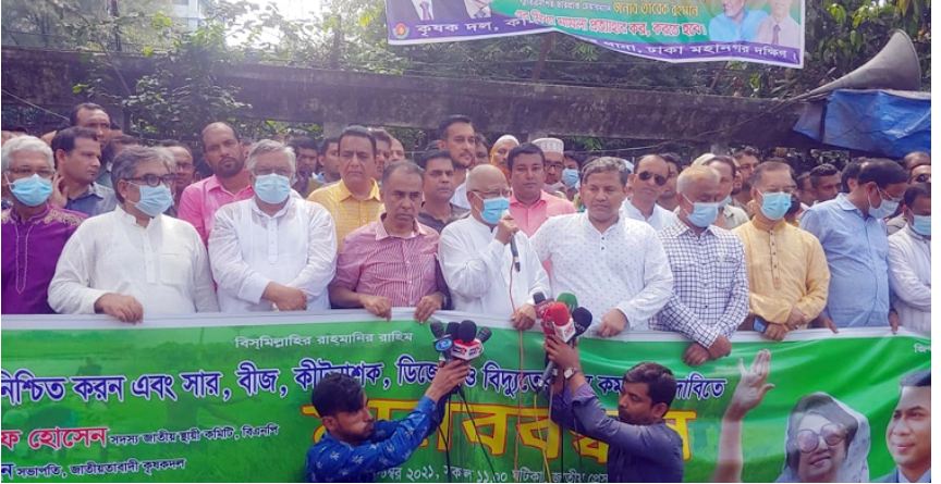 সরকারের উচিত স্বেচ্ছায় ক্ষমতা ছাড়া: মোশাররফ