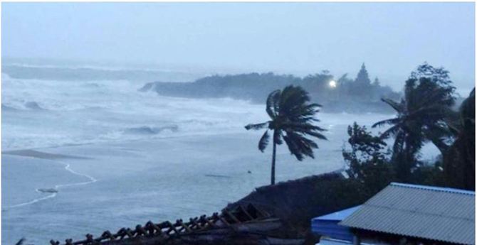 সন্ধ্যায় আছড়ে পড়বে ঘূর্ণিঝড় ‘গুলাব’