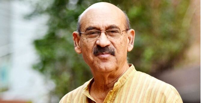 ৭৭ বছরে পা রাখলেন কিংবদন্তি আবুল হায়াত