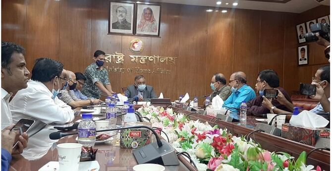 সাংবাদিক নেতাদের ব্যাংক হিসাব তলব অপ্রত্যাশিত: স্বরাষ্ট্রমন্ত্রী