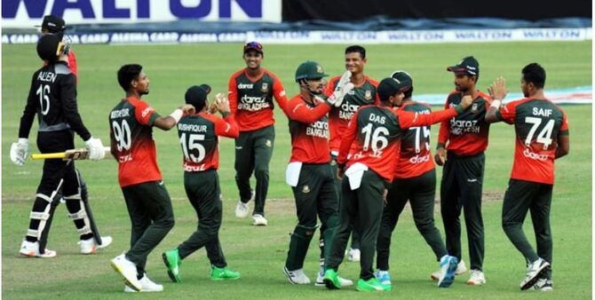 নাসুম-মোস্তাফিজের তোপে ৯৩ রানেই অলআউট কিউইরা