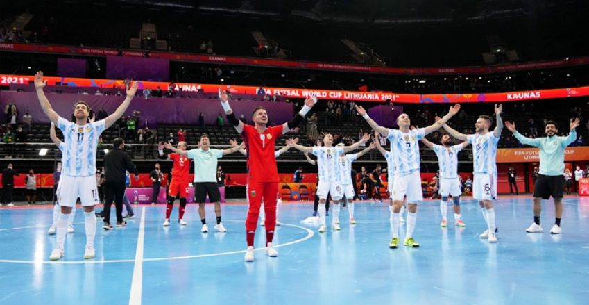 ব্রাজিলকে বিদায় করে ফাইনালে আর্জেন্টিনা