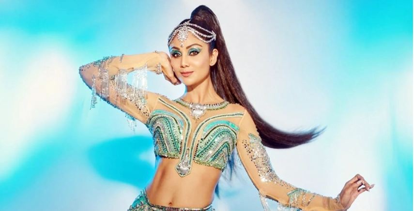 নতুন রূপে শিল্পা শেঠি!