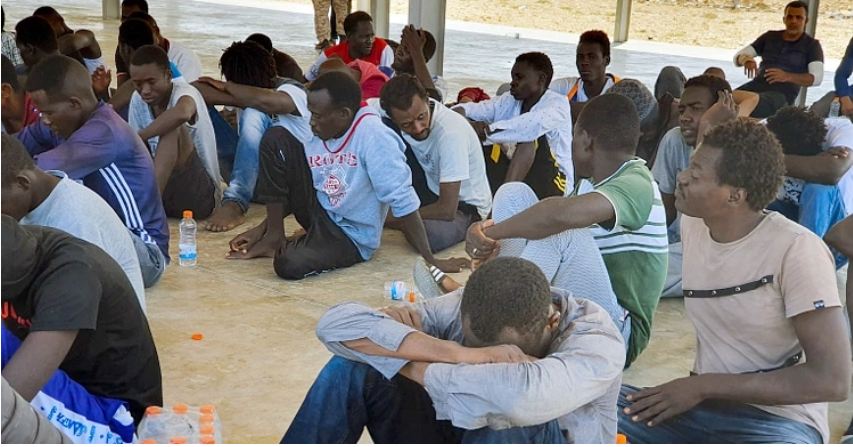 লিবিয়ায় নারী-শিশুসহ ৪ হাজার অভিবাসী আটক