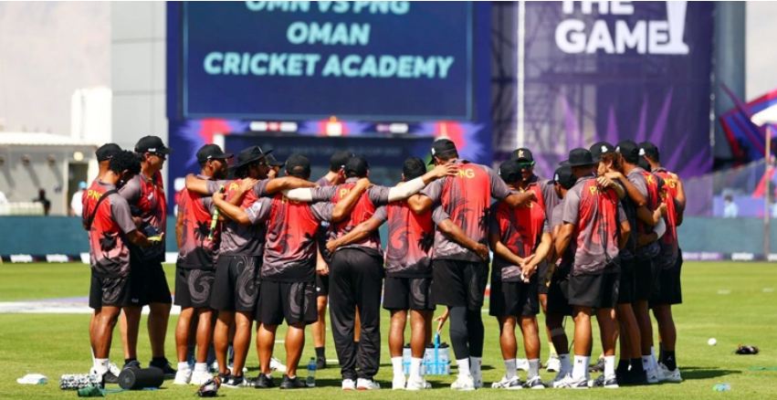 শুরু হলো বিশ্বকাপ, টস জিতে ফিল্ডিংয়ে স্বাগতিকরা