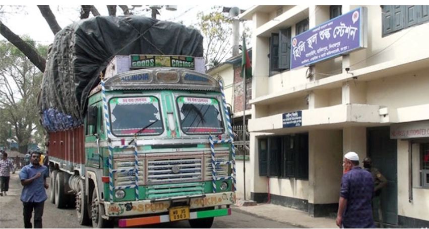 হিলি স্থলবন্দরে আমদানি-রপ্তানির সময় বাড়লো