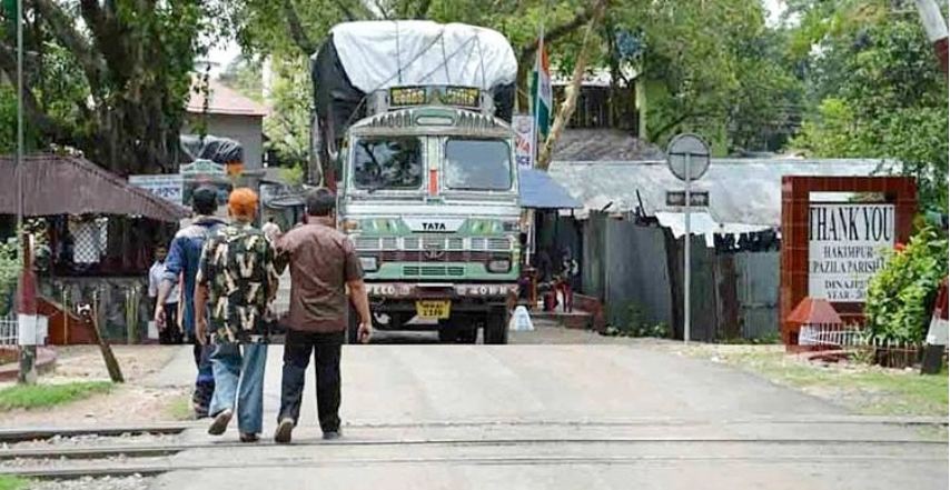 একদিন বন্ধের পর হিলি স্থলবন্দরে আমদানি-রপ্তানি শুরু