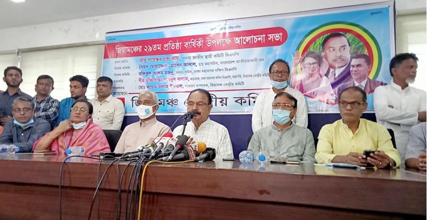 এবার ‘বাঁশের লাঠি’ নিয়ে নামার কথা বললেন গয়েশ্বর