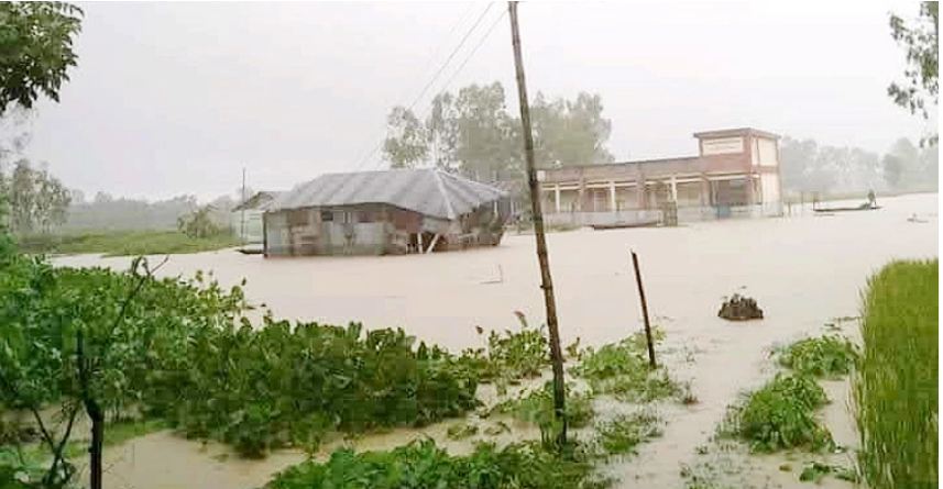 বিপৎসীমার ওপরে তিস্তার পানি, হাজারো পরিবার পানিবন্দি