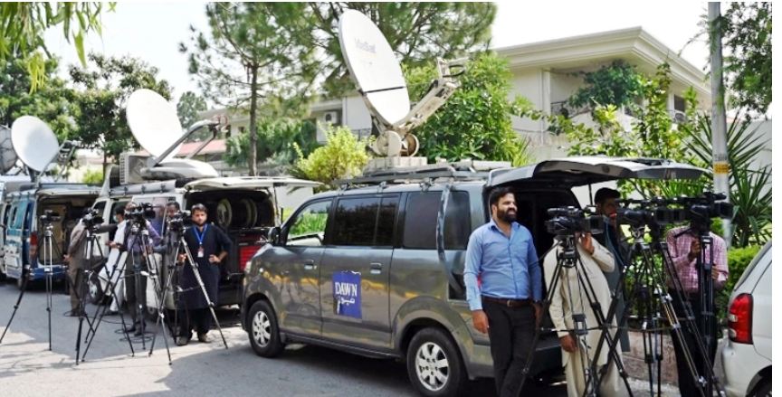 পাকিস্তানে হামলায় টিভি সাংবাদিক নিহত