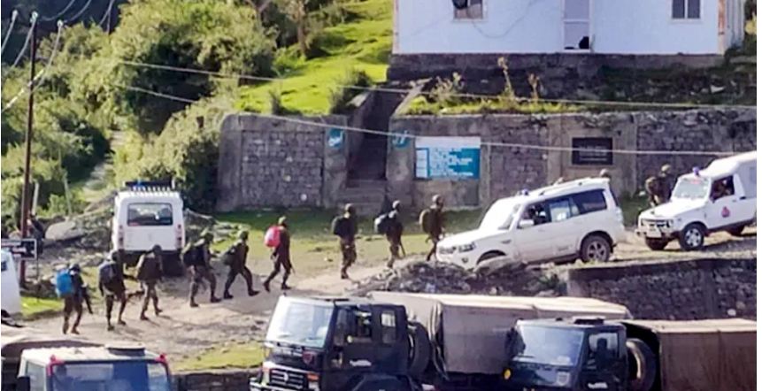 কাশ্মীরে ভারতীয় ৯ সেনা নিহত