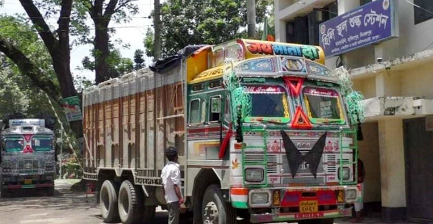 ৬ দিন পর হিলিতে আমদানি-রপ্তানি শুরু